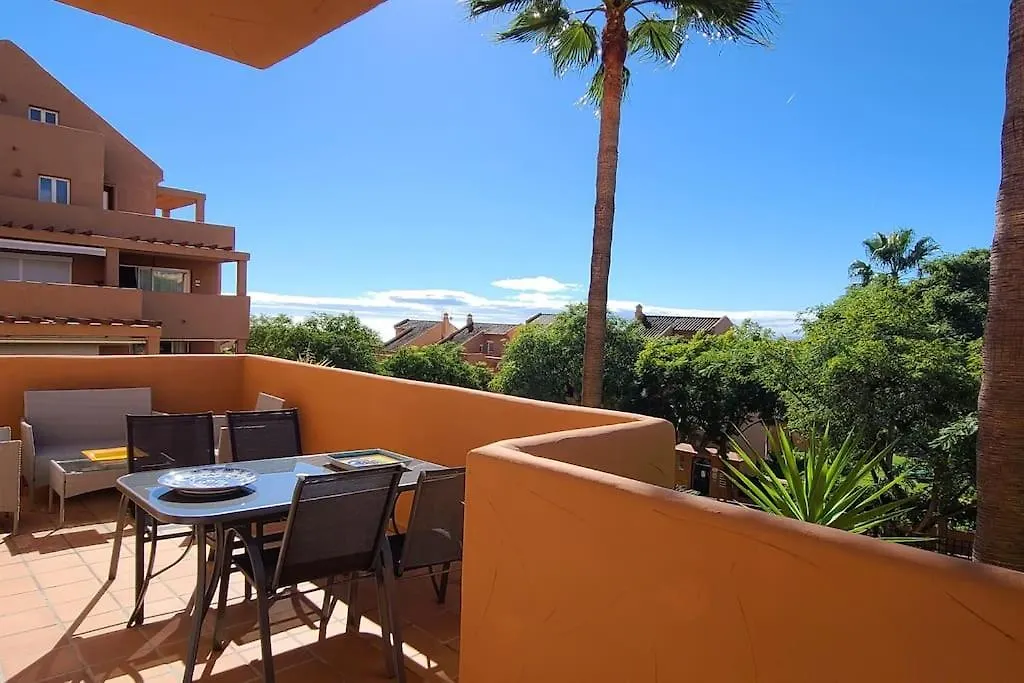 Modern Apartment In Elviria, Golf, Fun & Beach Marbella
