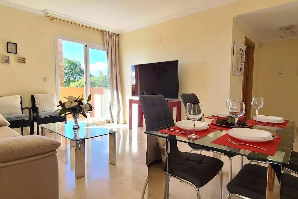 Modern Apartment In Elviria, Golf, Fun & Beach Marbella Spain
