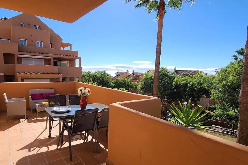 Modern Apartment In Elviria, Golf, Fun & Beach Marbella Spain