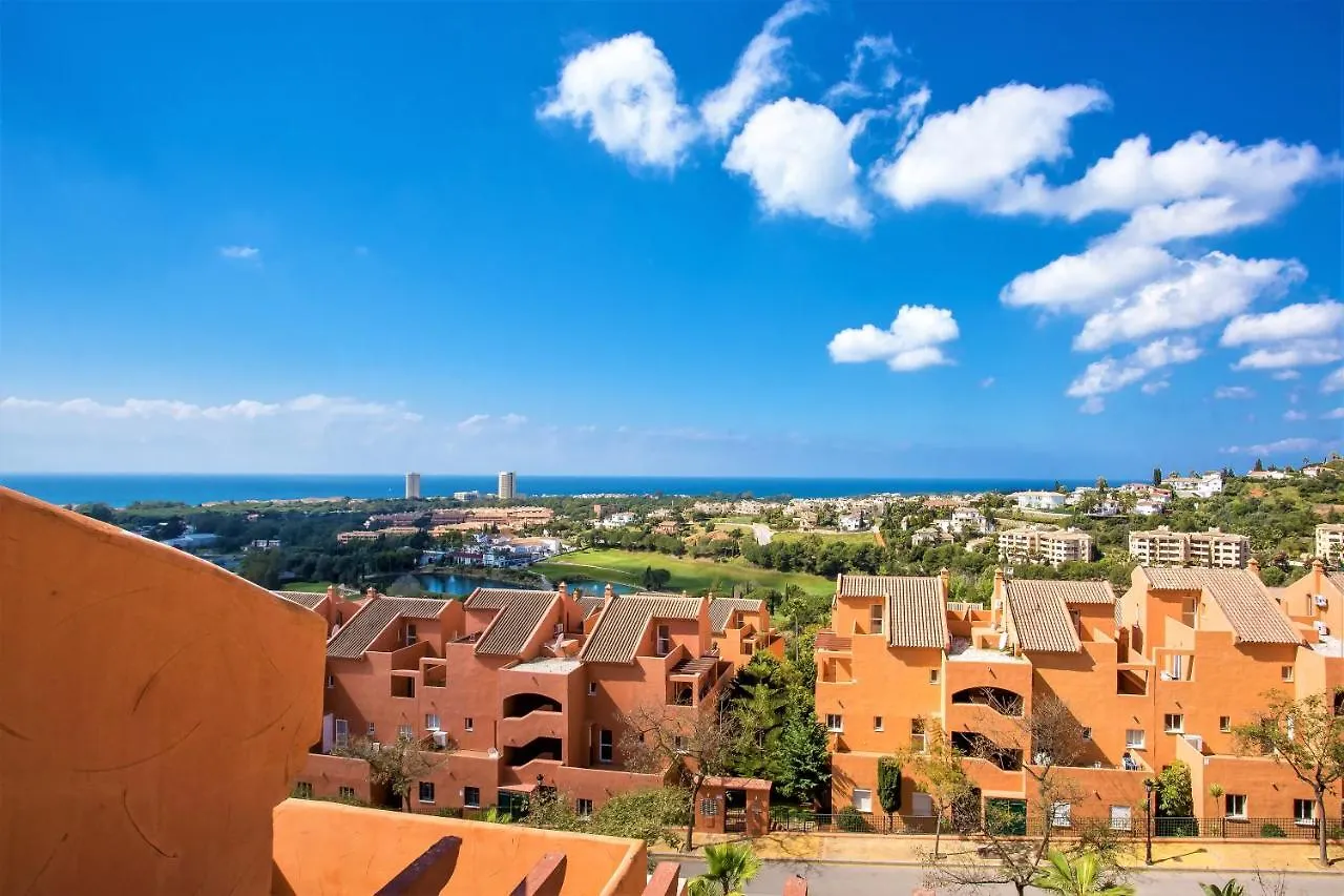 Modern Apartment In Elviria, Golf, Fun & Beach Marbella